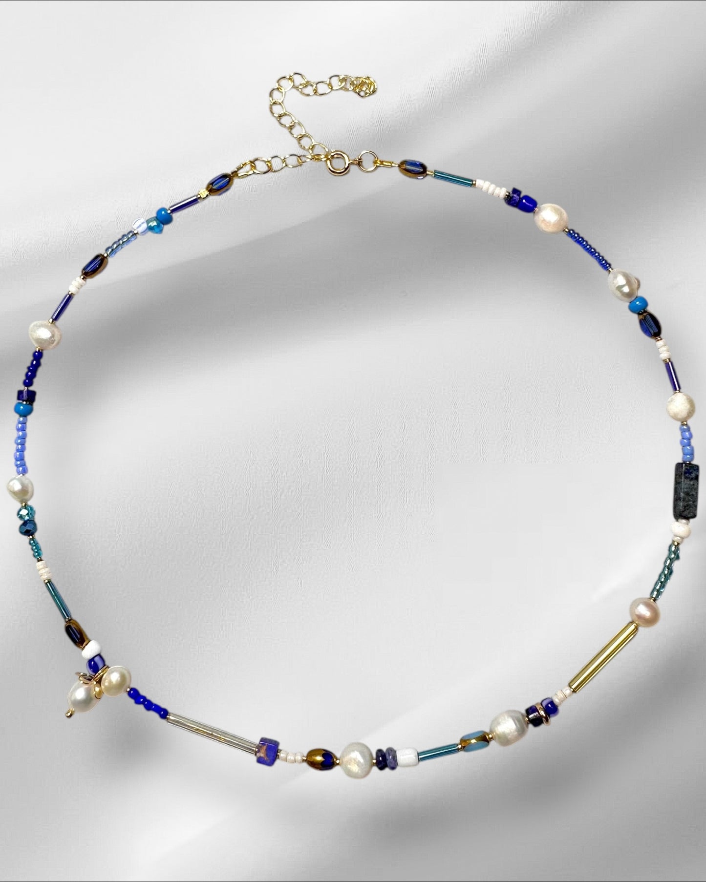 Pearl azure Choker