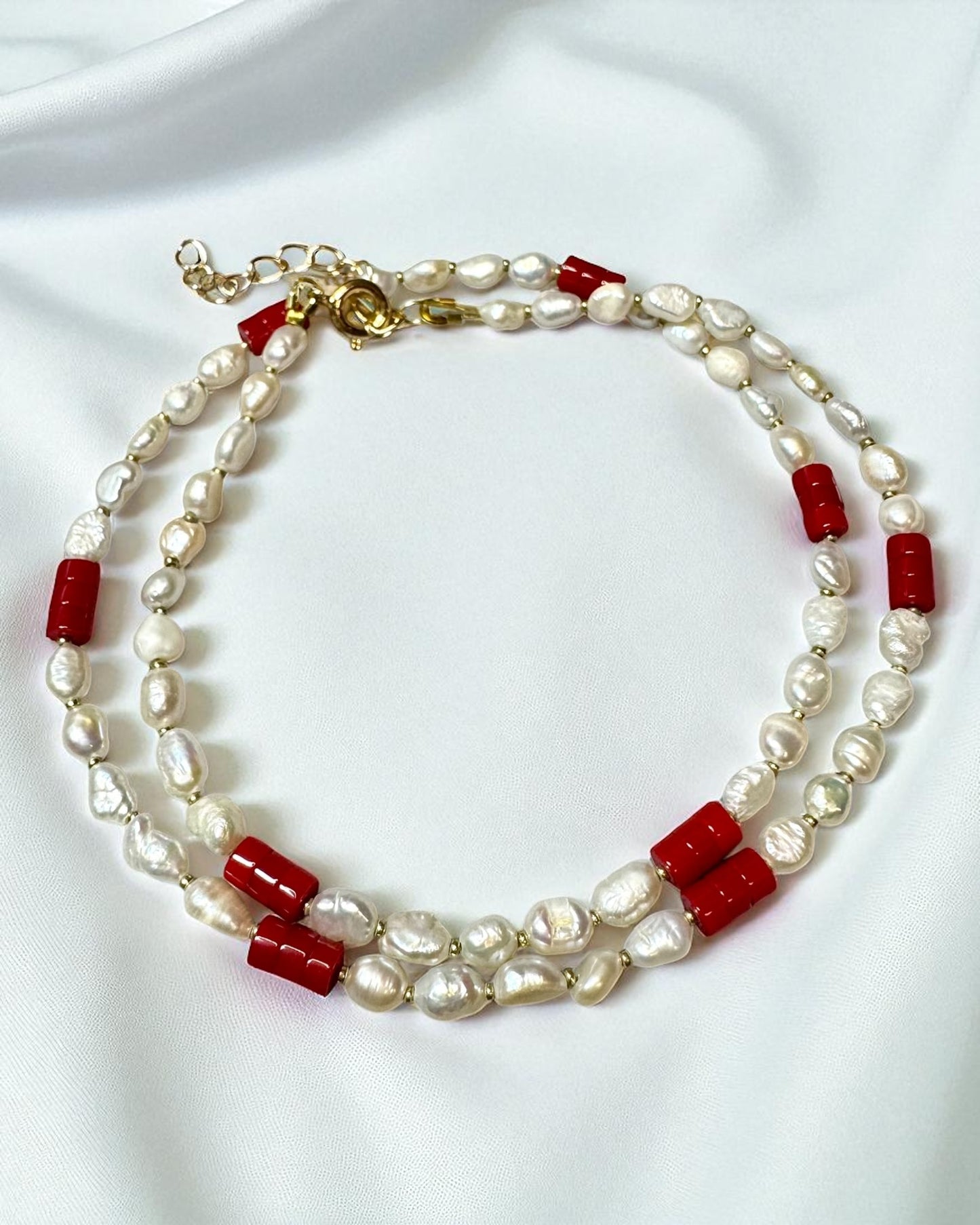 Mini Pearl Necklace With Red Glass Beads