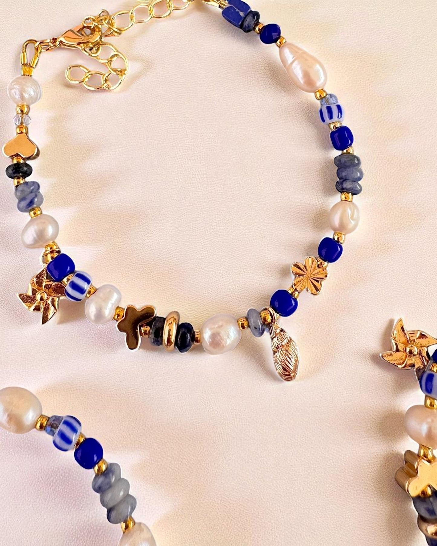 Sodalite Pearls Charm Bracelet